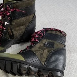 sorel lexie wedge camo